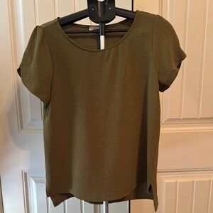 Green Boxy Cap Sleeve Blouse